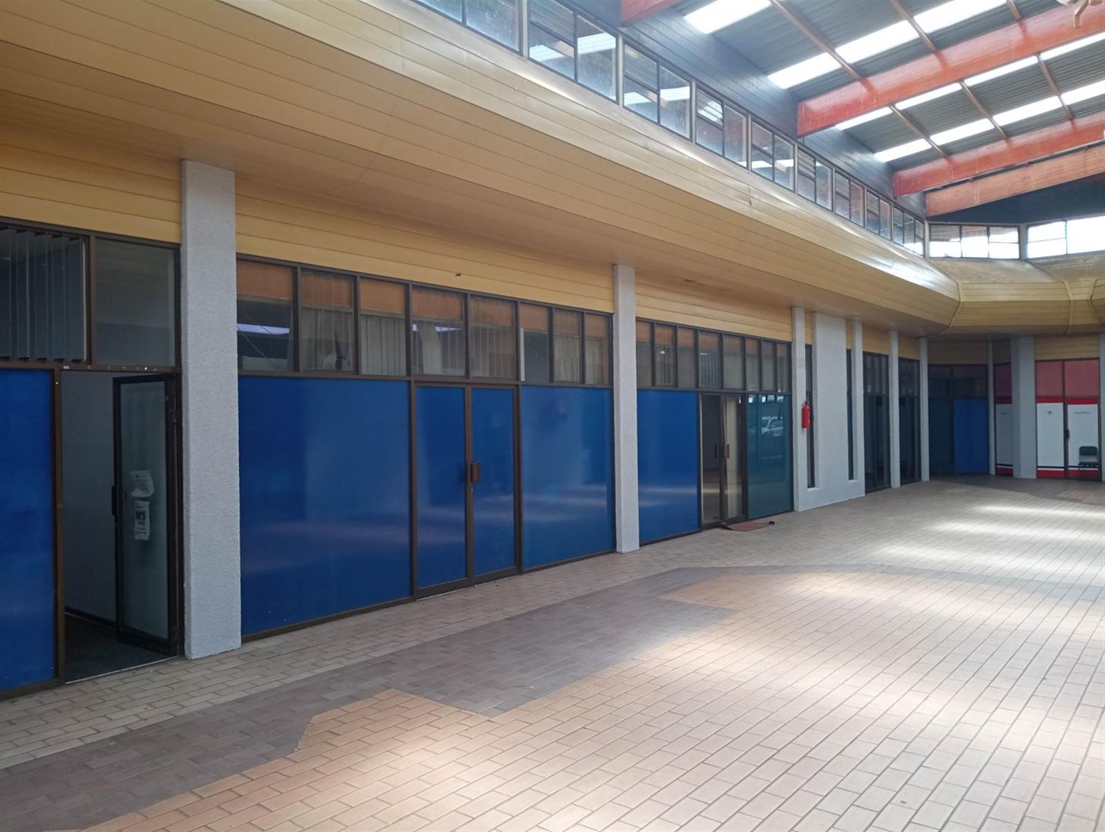 900  m² Commercial space in Bronkhorstspruit photo number 3
