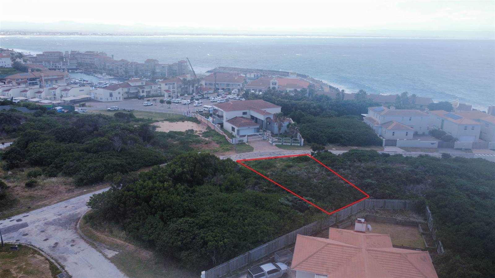 612 m² Land available in St Francis Bay photo number 2