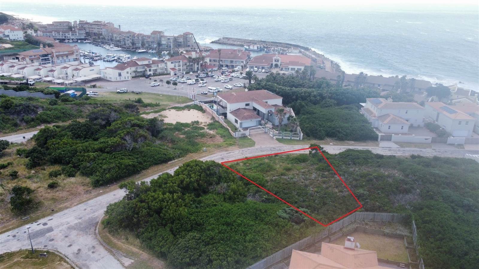 612 m² Land available in St Francis Bay photo number 4