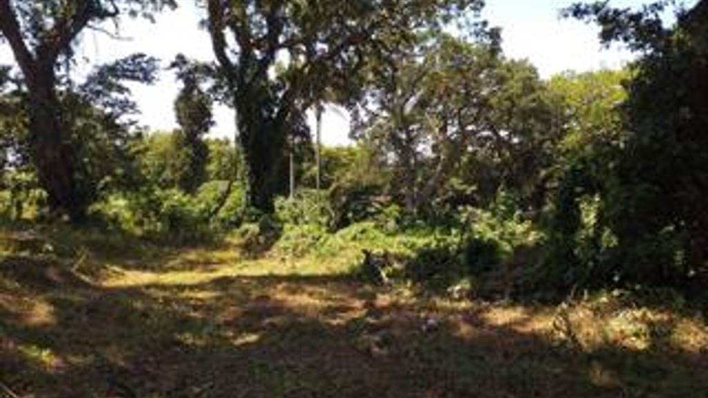 2.4 ha Land available in Umtentweni photo number 11