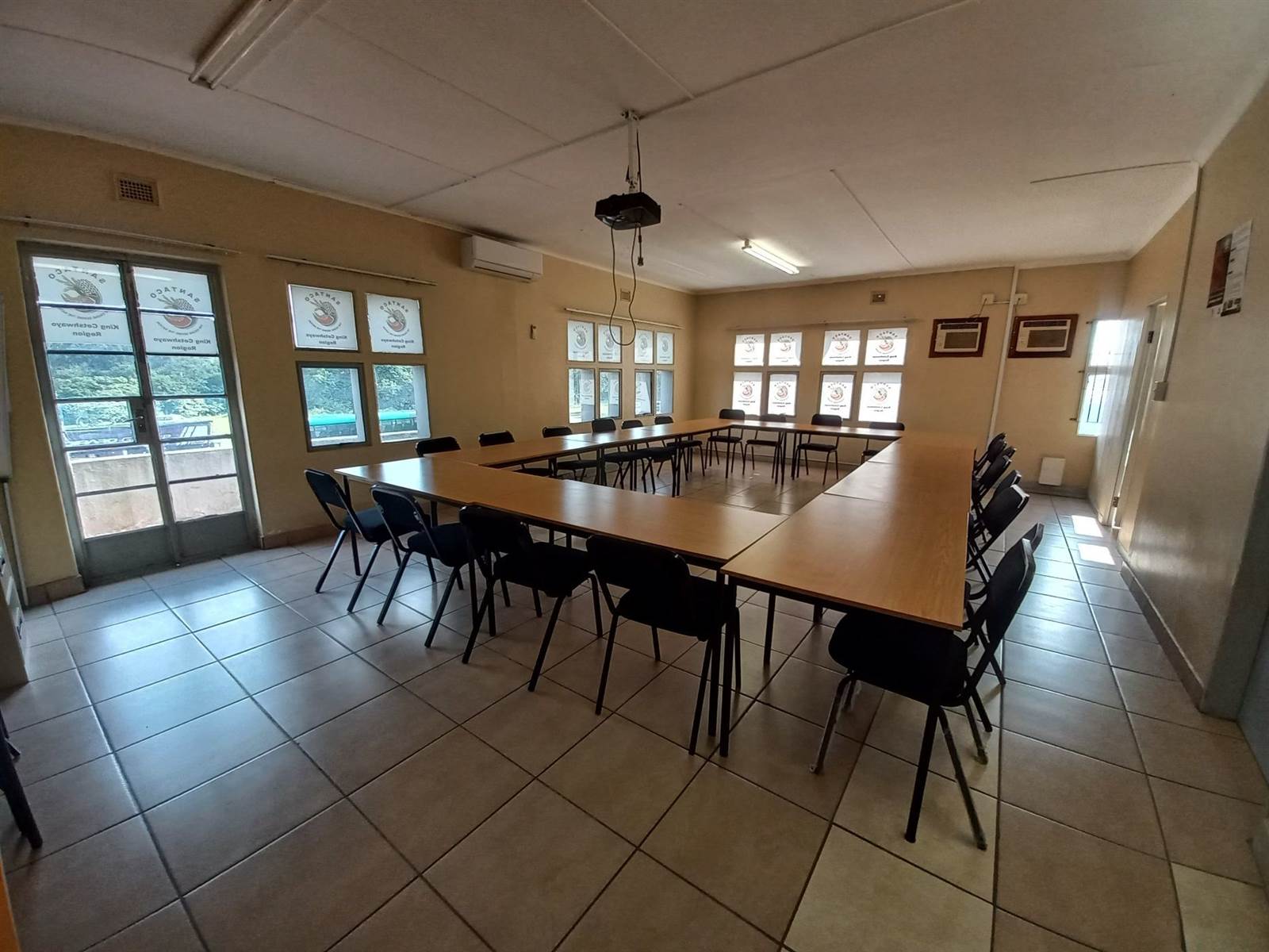 120  m² Office Space in Empangeni photo number 2