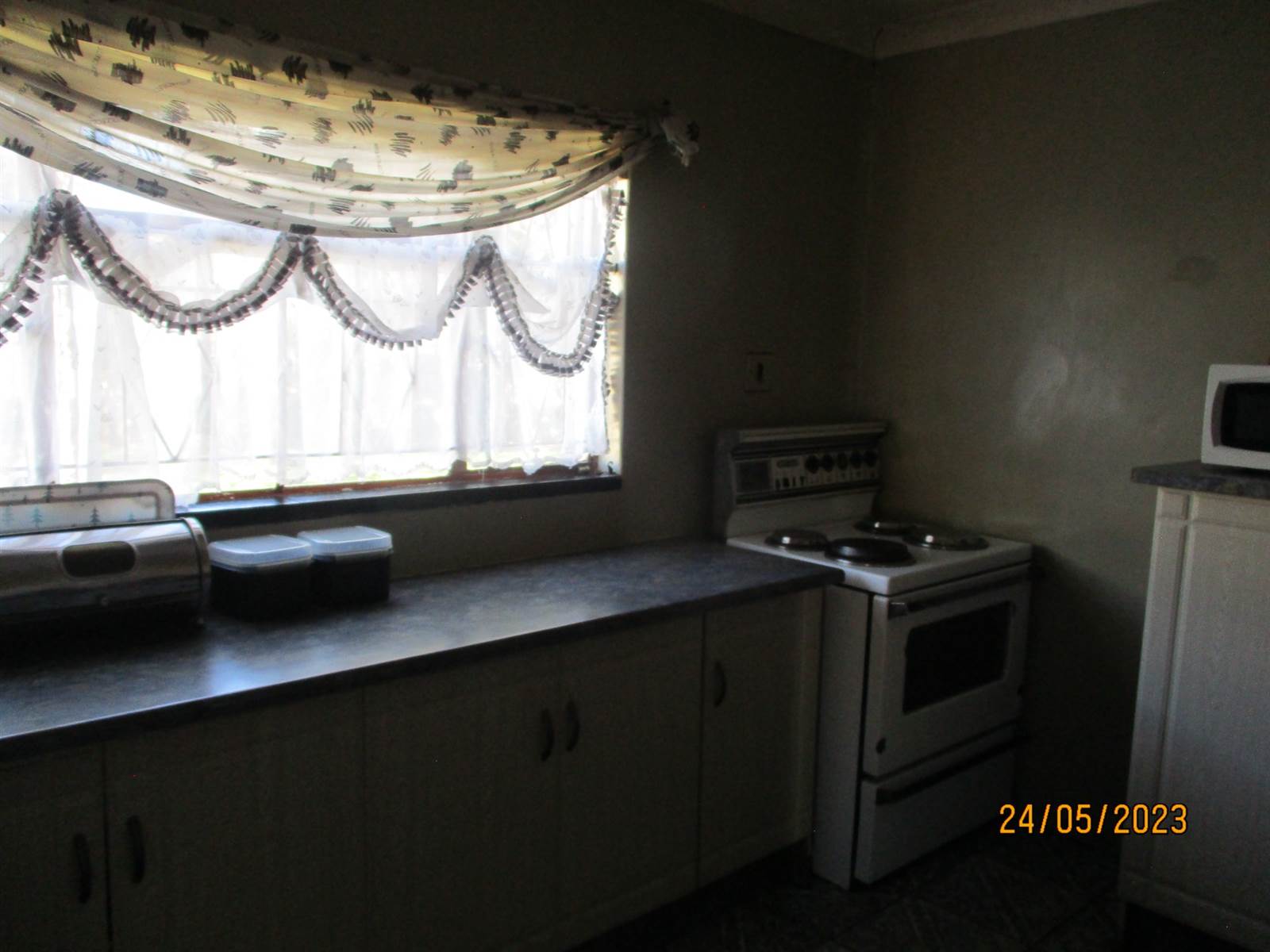 4 Bed House in Witbank photo number 7