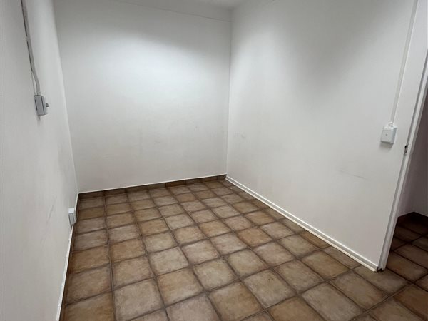 13 m² Commercial space 13 m² Commercial space