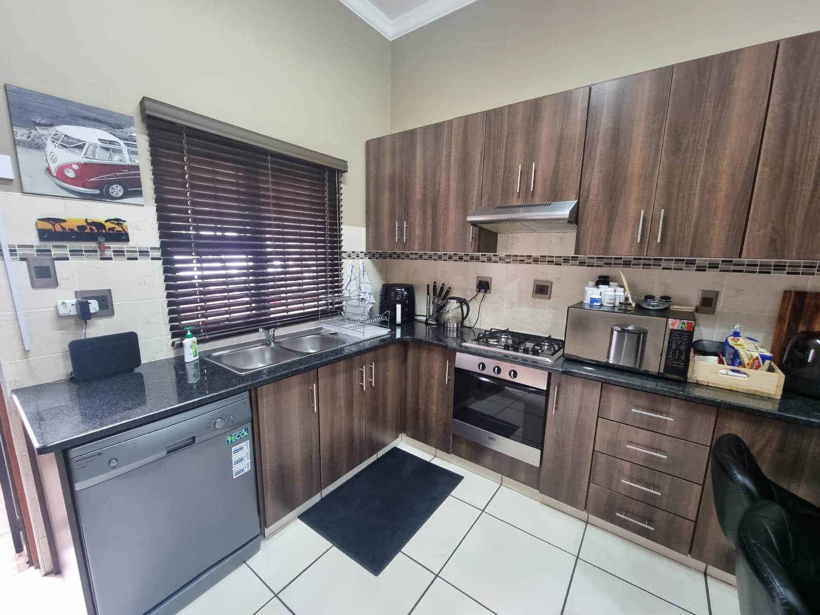 2 Bed House in Secunda photo number 30