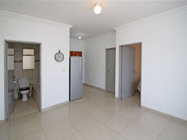 2 Bed Apartment