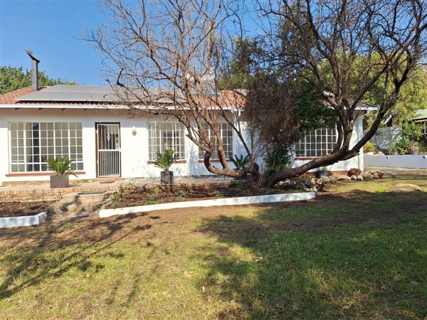 4 Bedroom House 4 Bedroom House