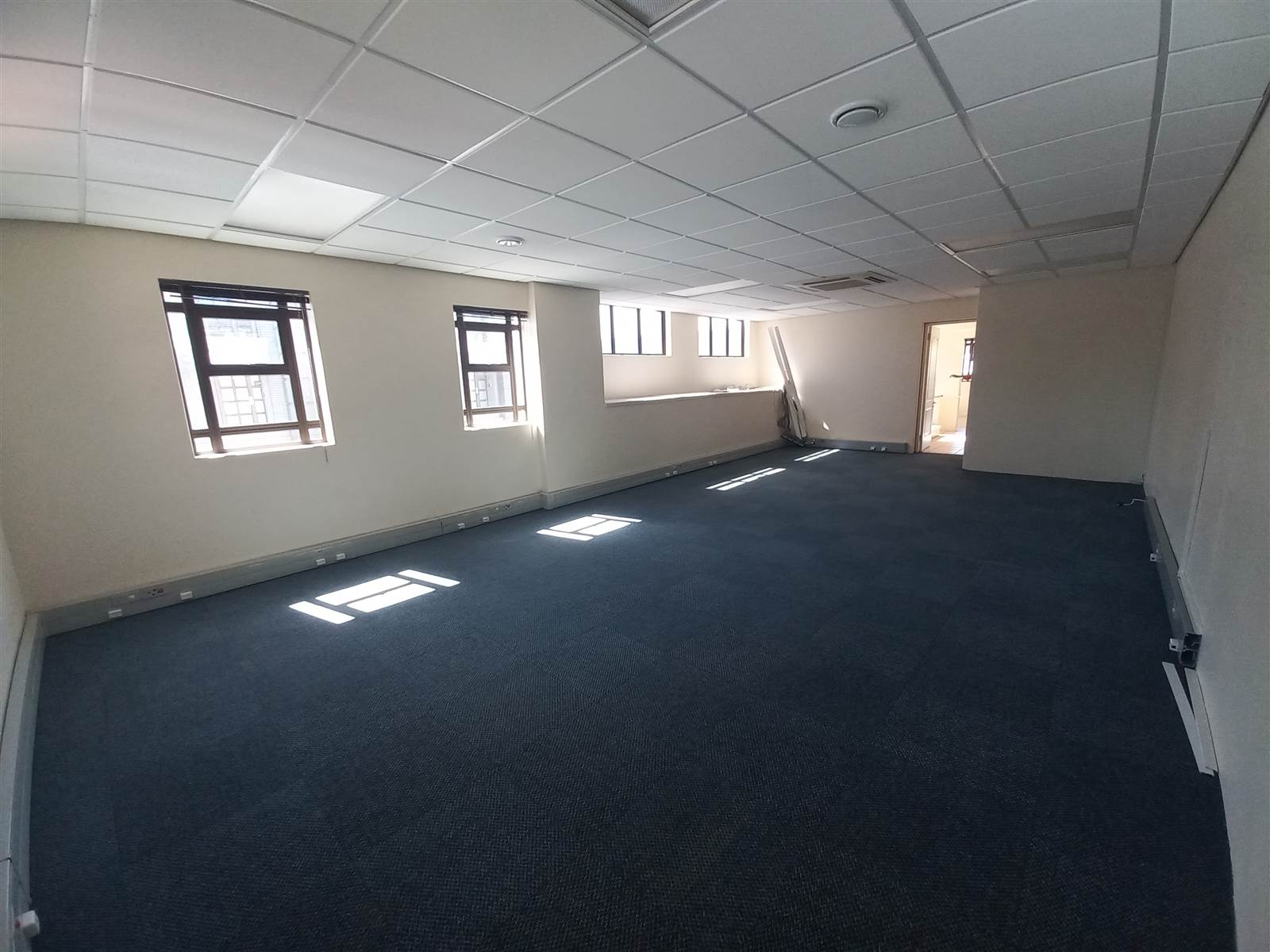 204  m² Commercial space in Milnerton photo number 14