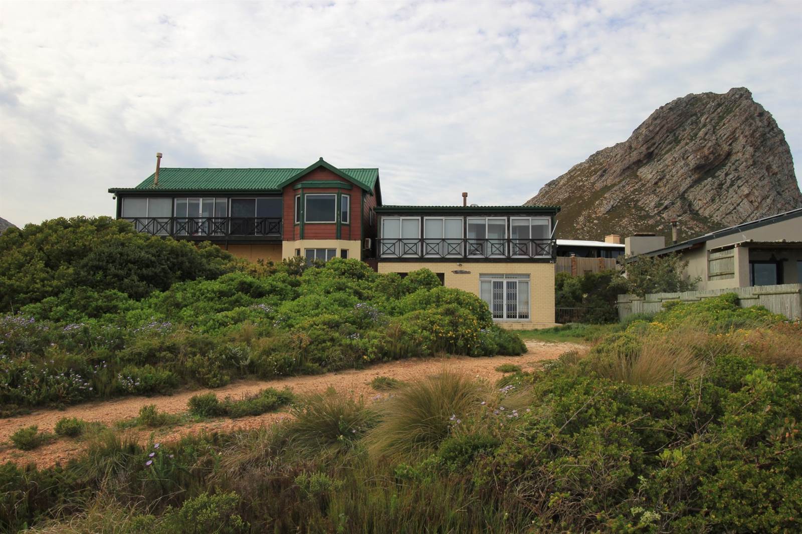 3 Bed House in Rooi Els photo number 13