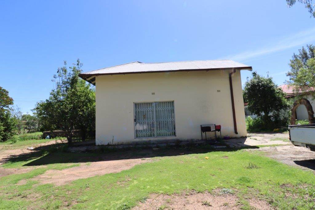 3 Bed House in Theunissen photo number 17