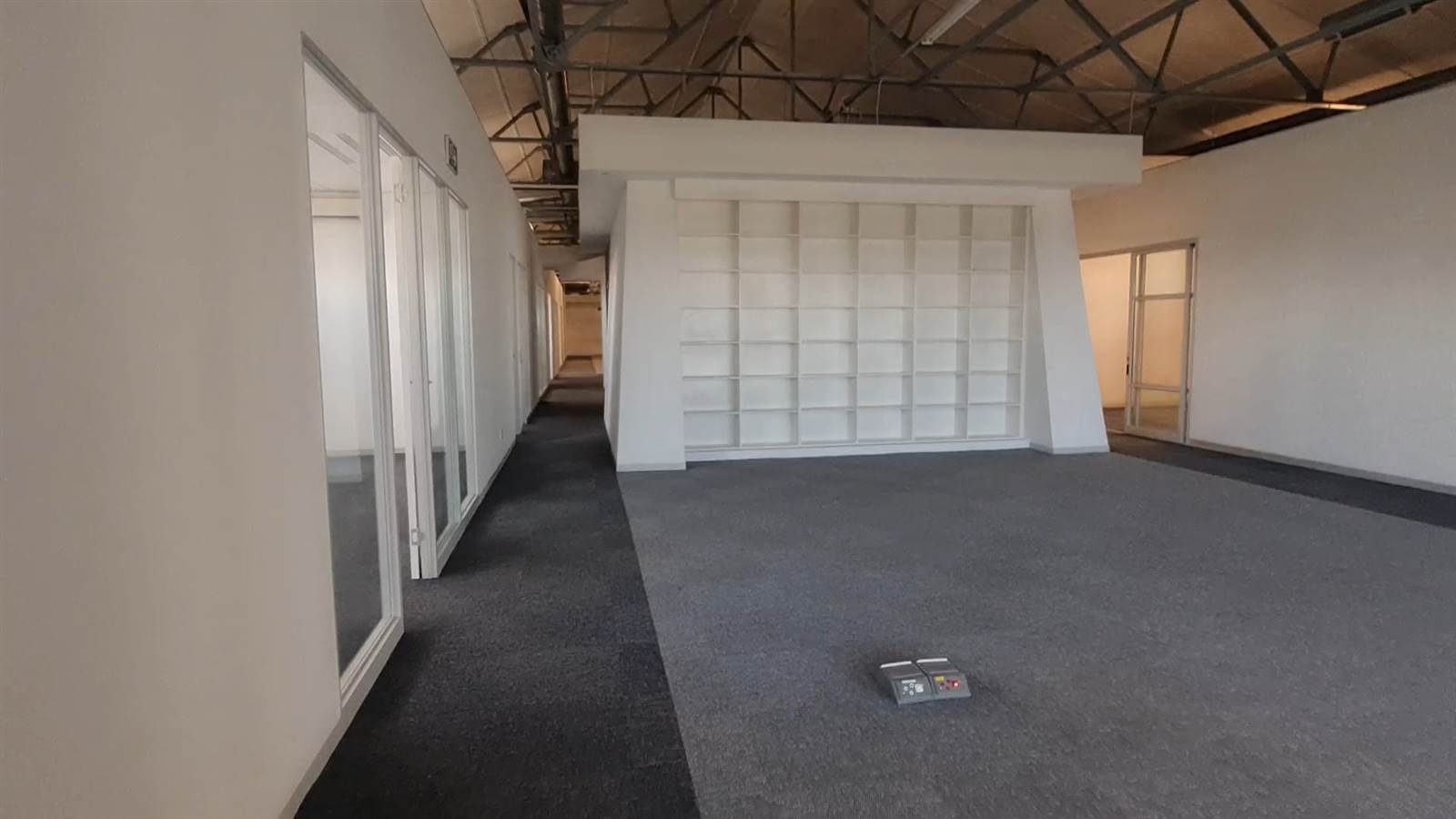 934  m² Commercial space in Woodstock photo number 11