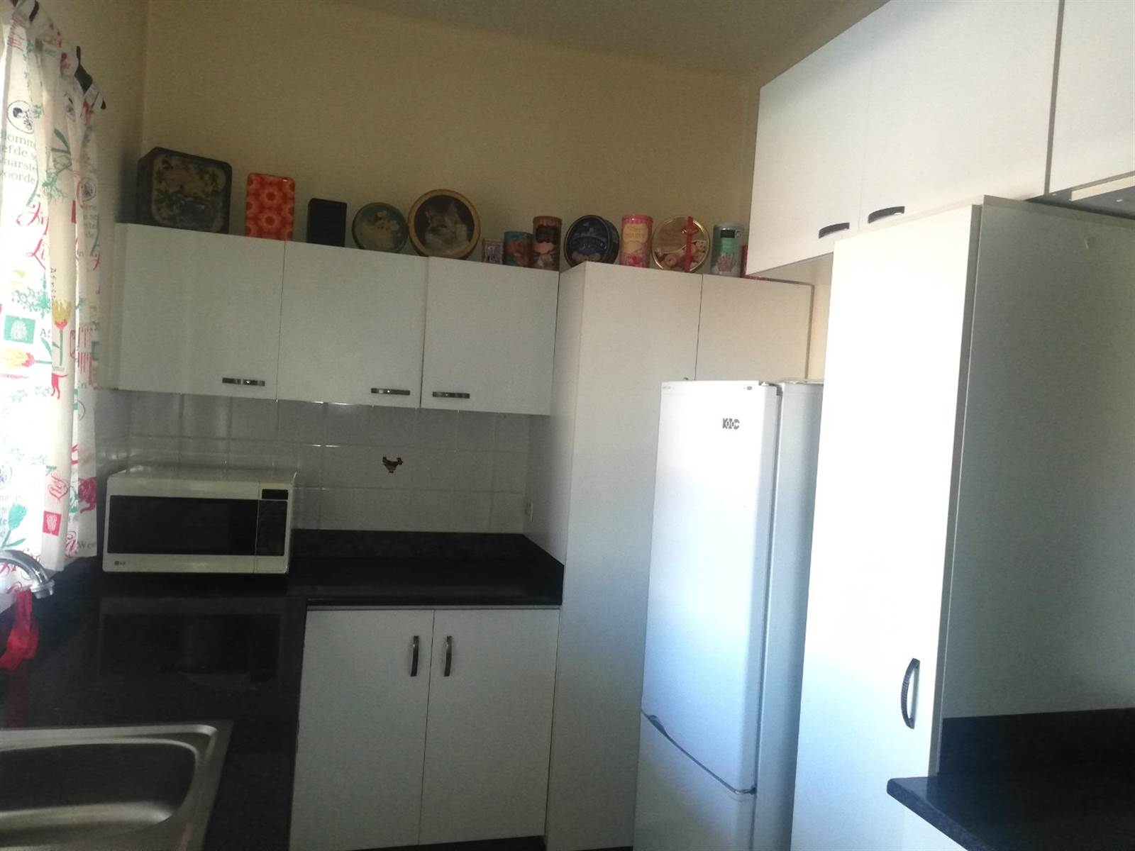 1 Bed Apartment in Bellville Central photo number 9