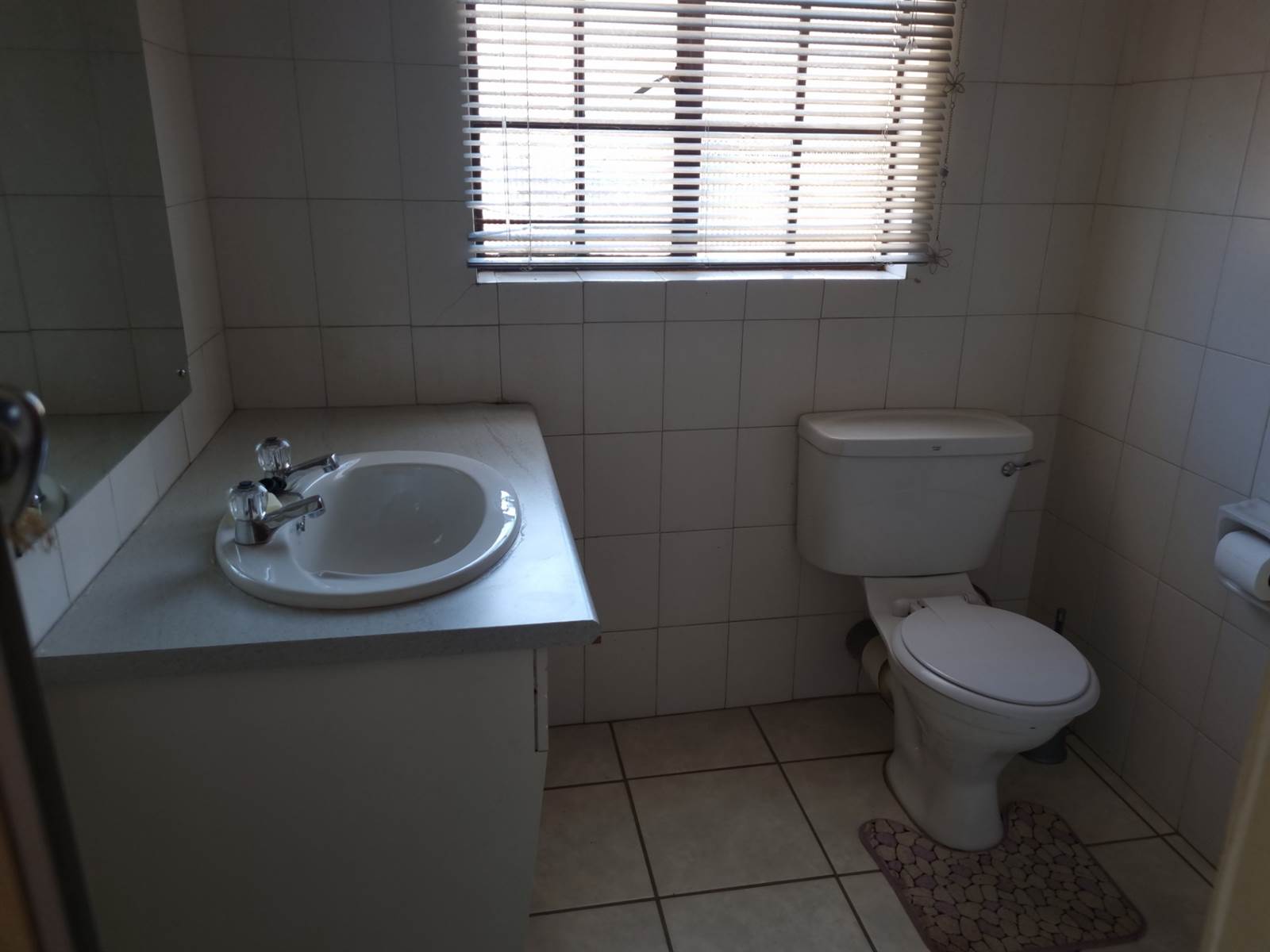 3 Bed Townhouse in Wilkoppies photo number 23