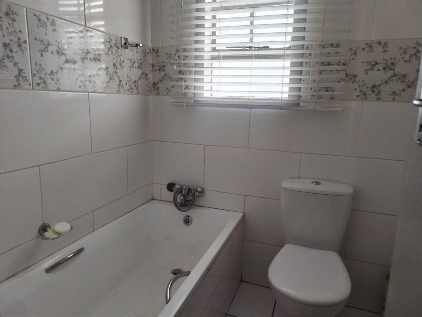 3 Bed House in Klipspruit West photo number 12