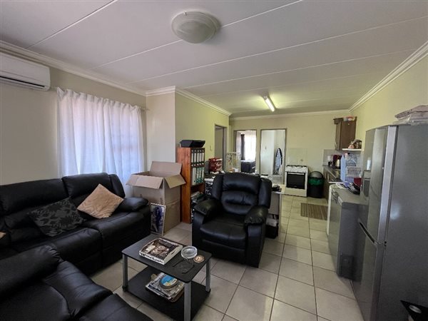 2 Bedroom House 2 Bedroom House