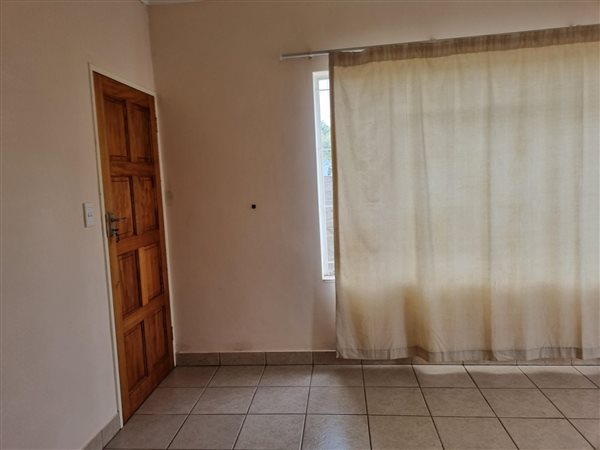 2 Bed House in Flimieda