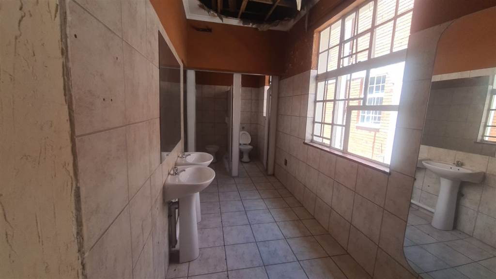 417  m² Commercial space in Pretoria Central photo number 18