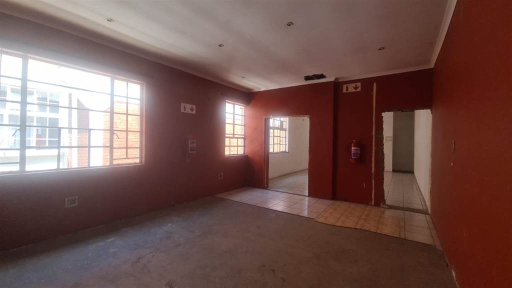 417  m² Commercial space in Pretoria Central photo number 7