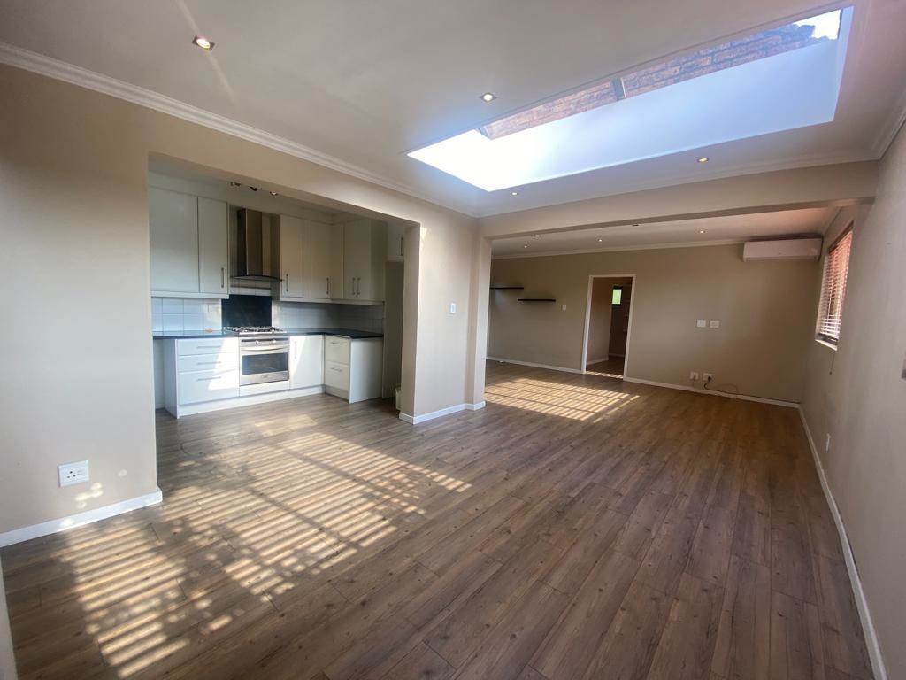 1 Bed Apartment in Atholl photo number 7