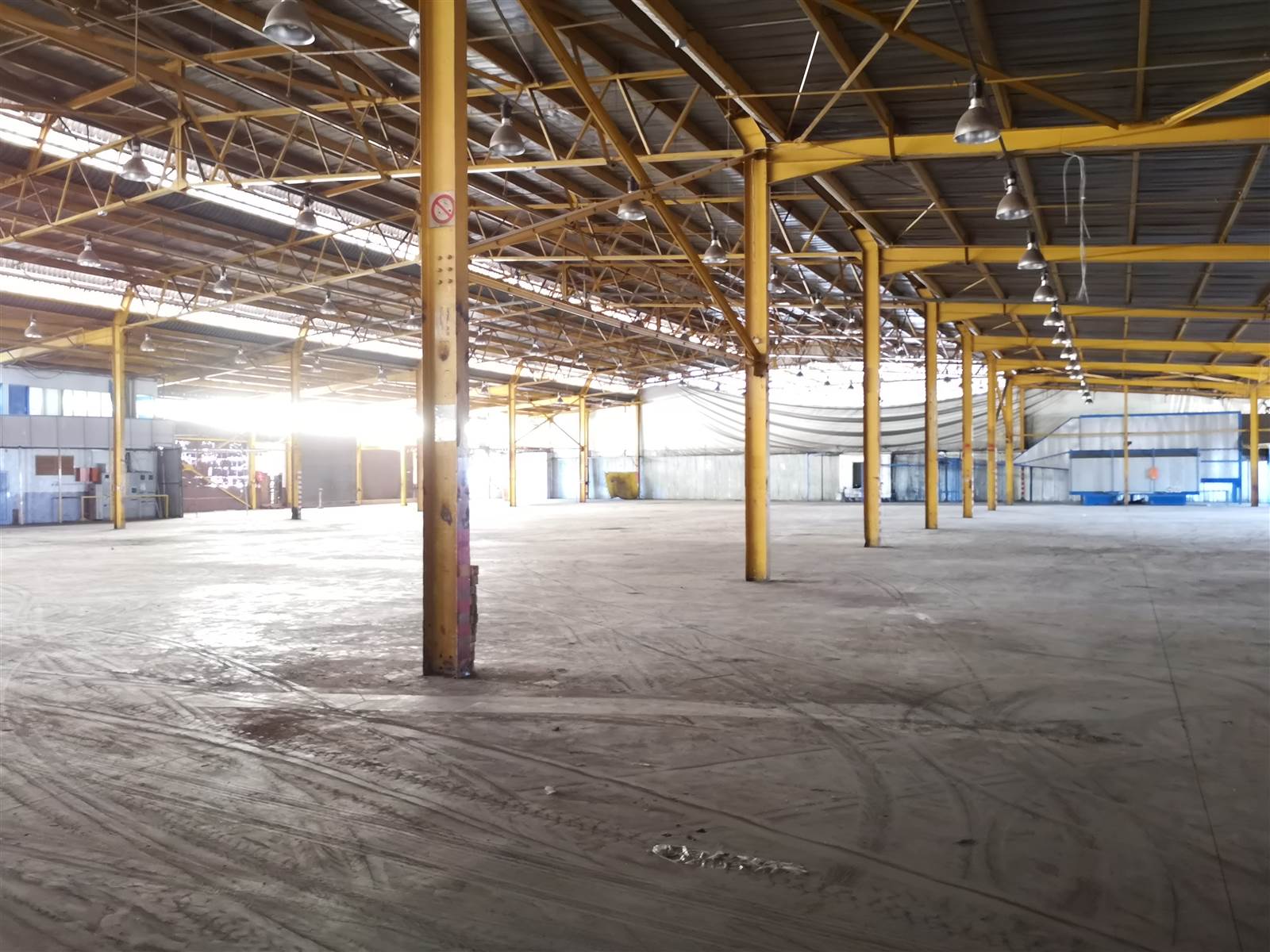 13500  m² Industrial space in Alrode photo number 30
