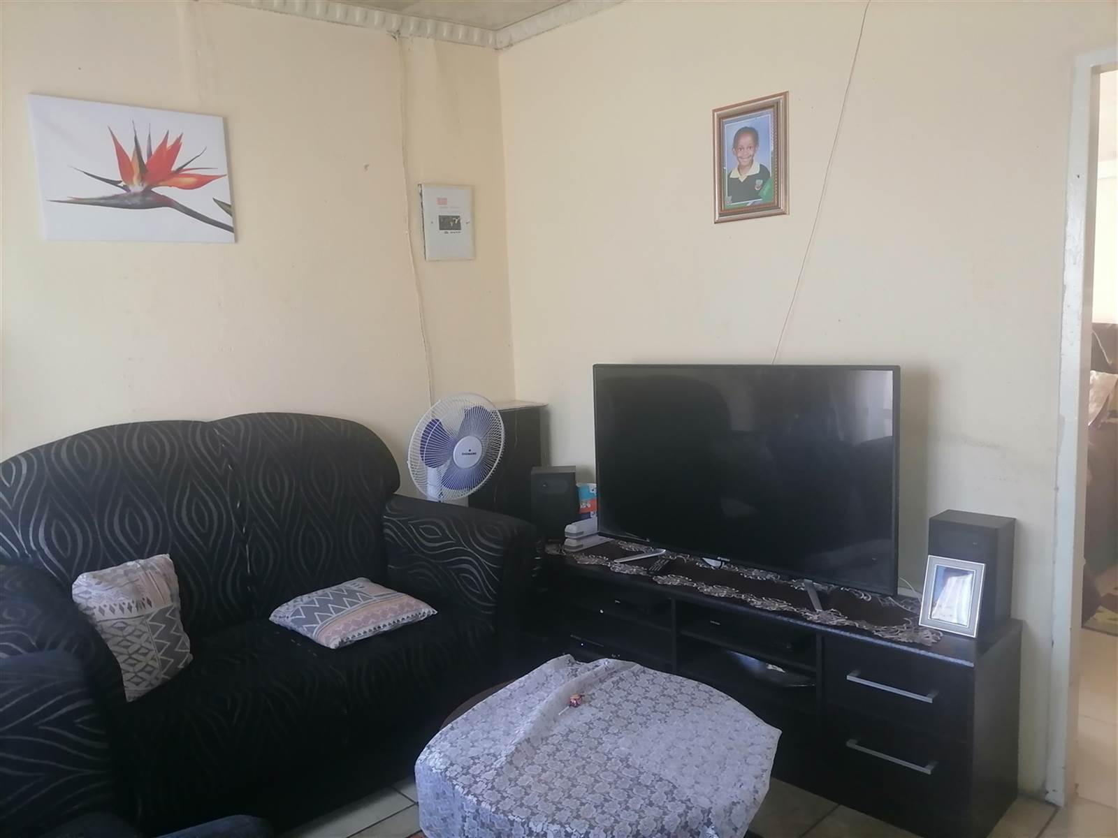 2 Bed House in Sebokeng Zone 7 photo number 3
