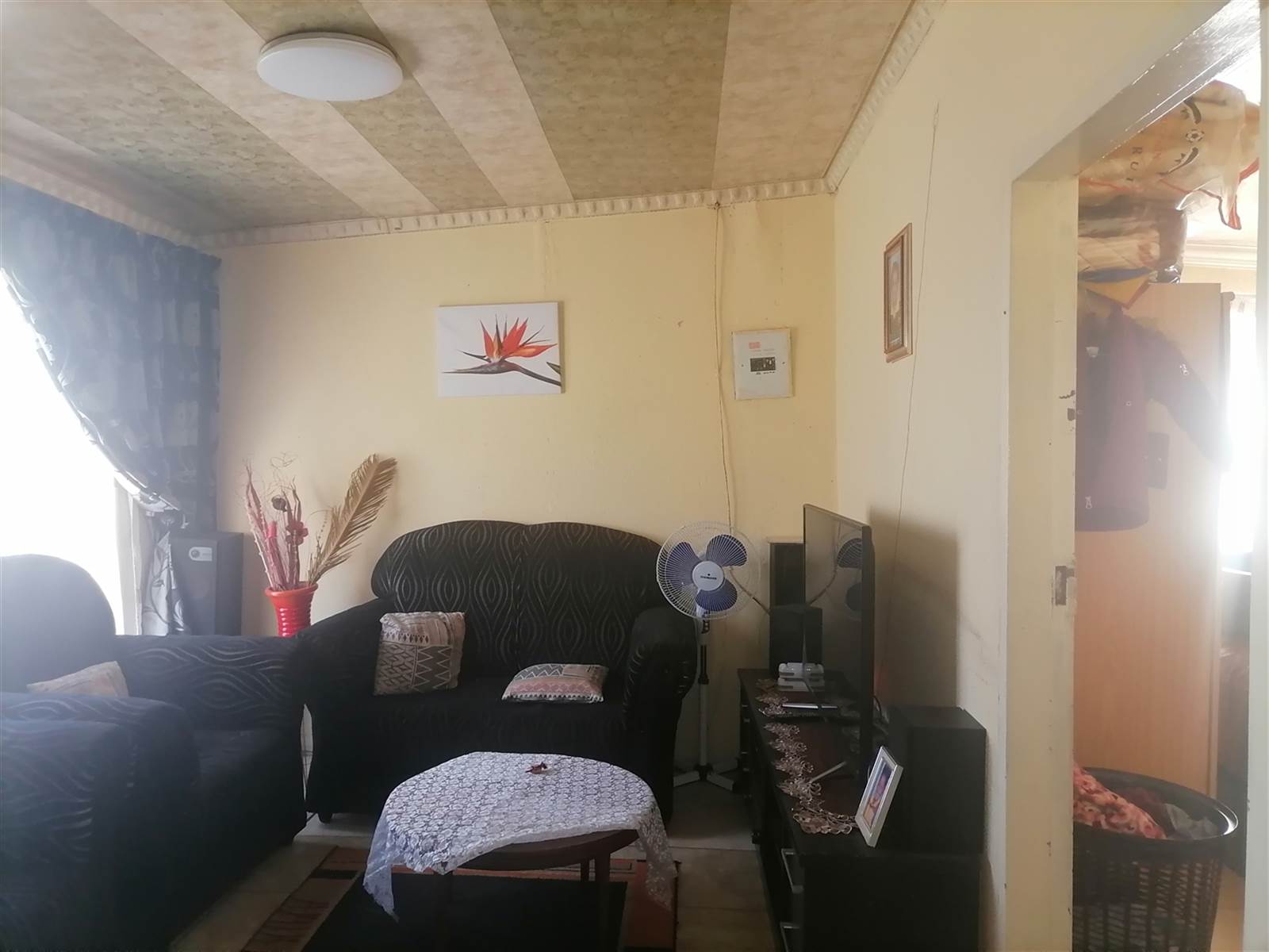 2 Bed House in Sebokeng Zone 7 photo number 5