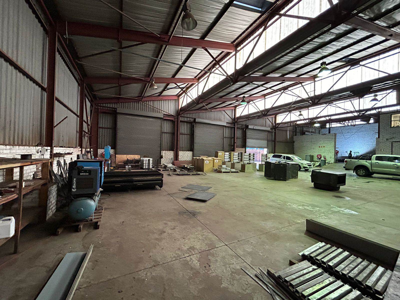 1200  m² Industrial space in Chloorkop photo number 6