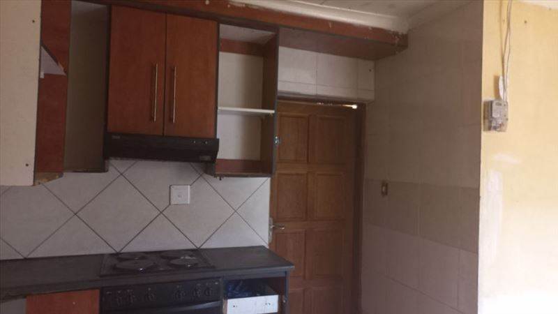 11 Bed House in Tembisa photo number 29