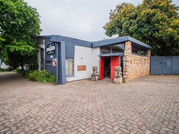 850  m² Commercial space in Parkhurst