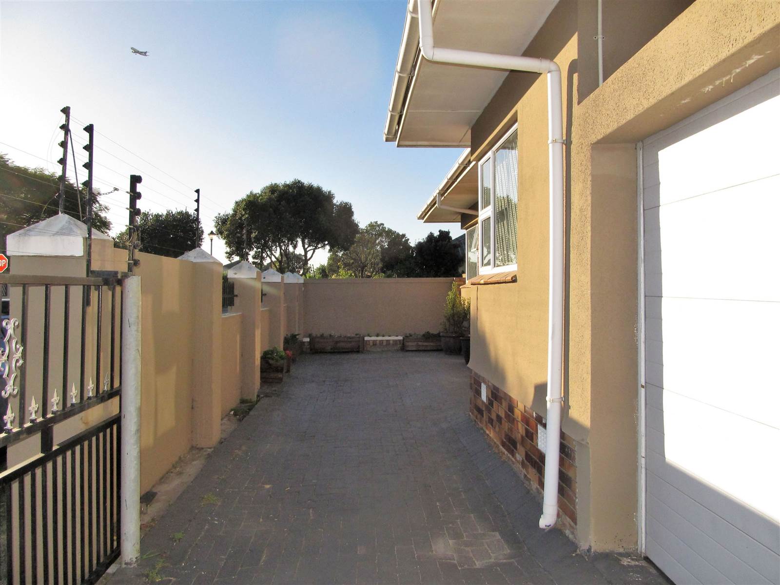4 Bed House in Parow Valley photo number 18