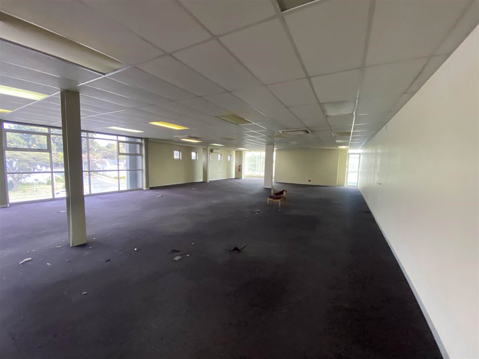 1398  m² Commercial space in Parkmore photo number 14