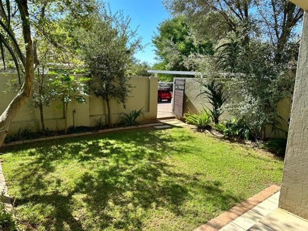 2 Bedroom Duplex 2 Bedroom Duplex