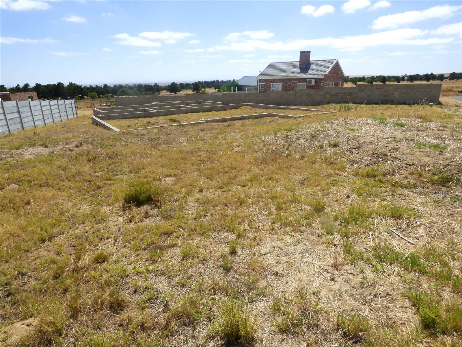 880 m² Land available in Darling photo number 2