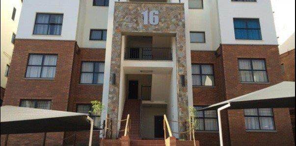 3 Bed Apartment in Kyalami Hills photo number 2