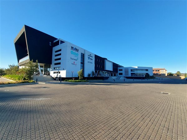 278  m² Commercial space
