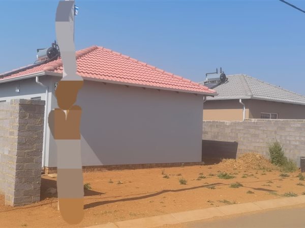 3 Bed House in Lehae