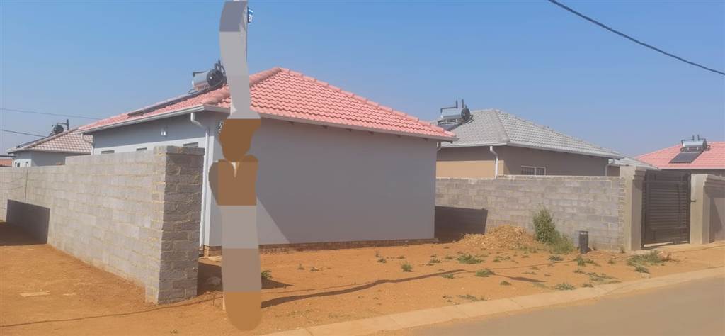 3 Bed House in Lehae photo number 1