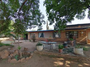 5 Bed House in Nigel Central