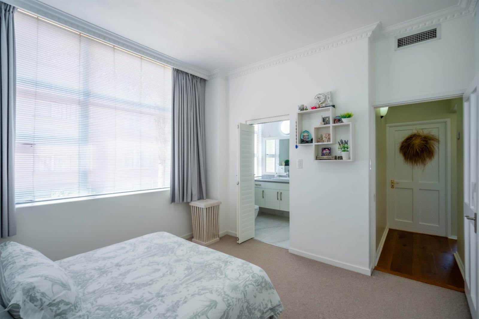 2 Bed Apartment in Morningside photo number 28