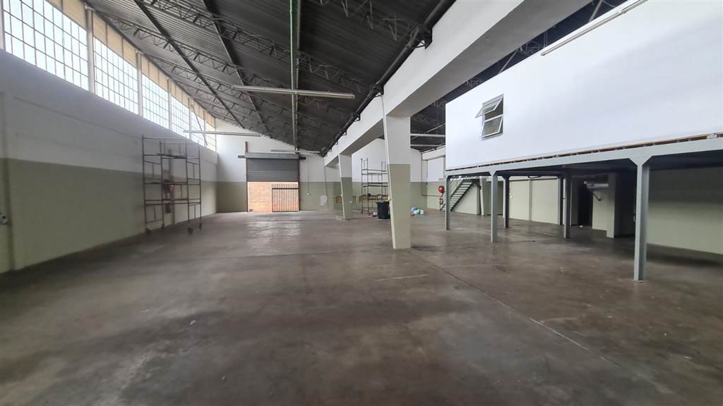 800  m² Industrial space in Danville photo number 9