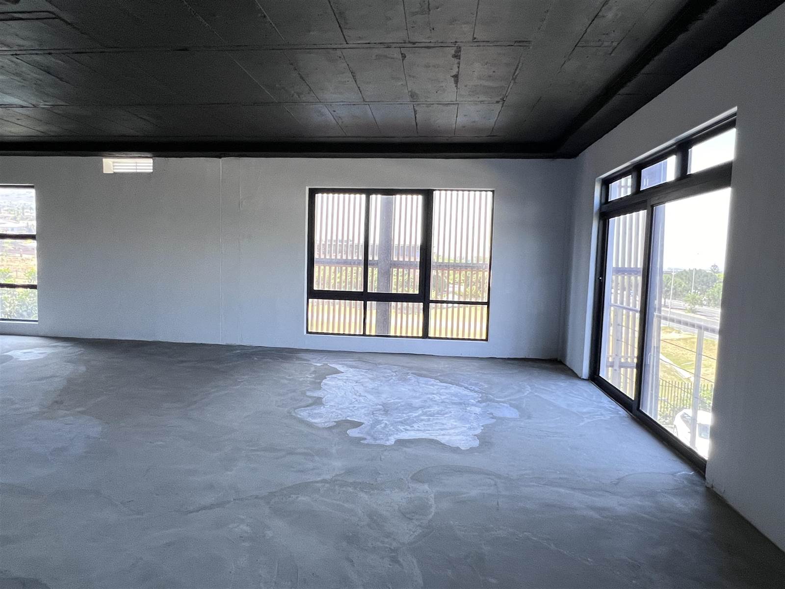 227  m² Commercial space in Plattekloof photo number 3