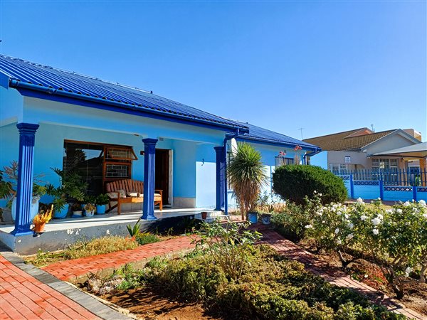 3 Bedroom House 3 Bedroom House