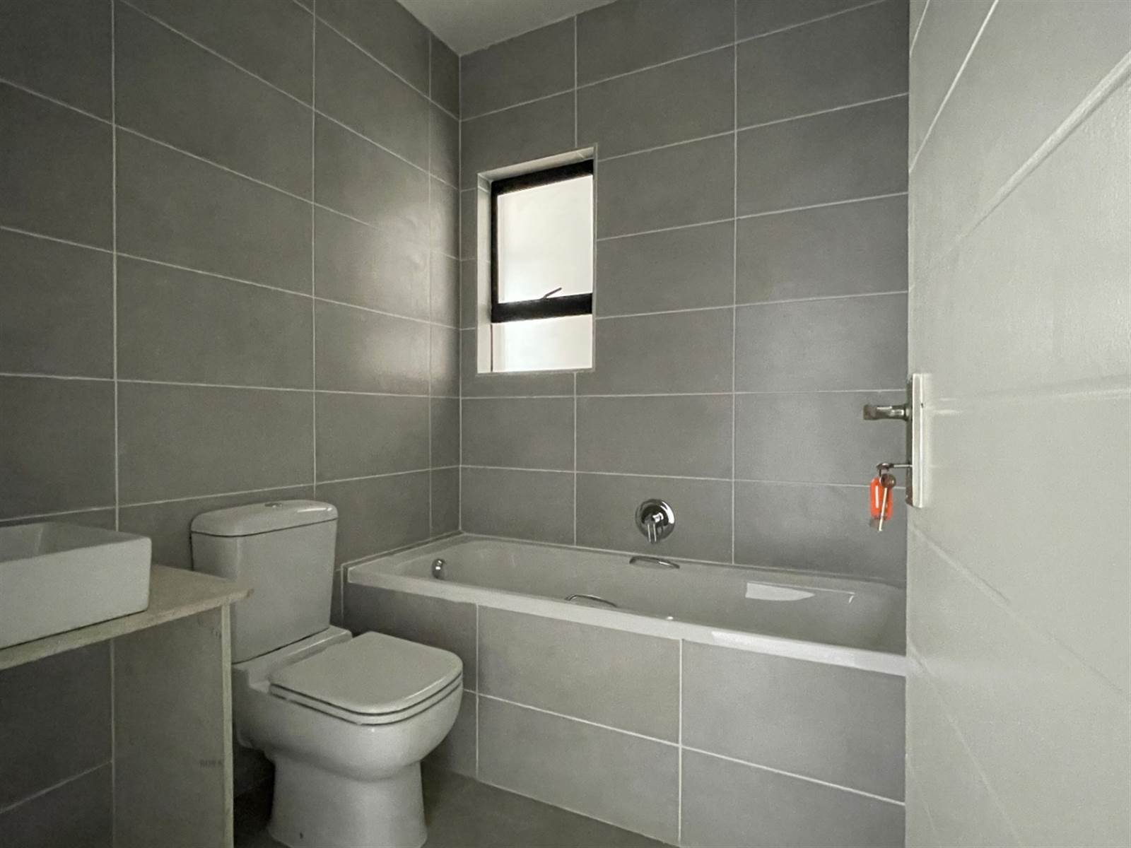2 Bed Apartment in Athlone photo number 14