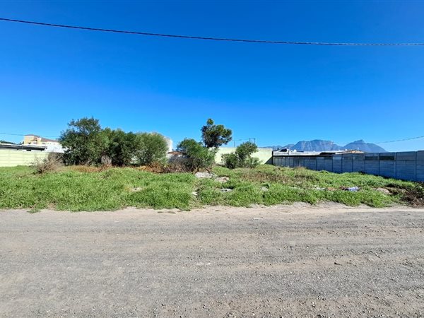 497 m² Land