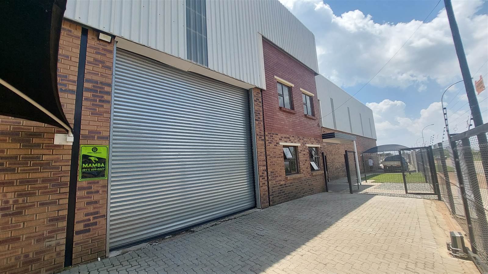 260  m² Industrial space in Morehill photo number 2