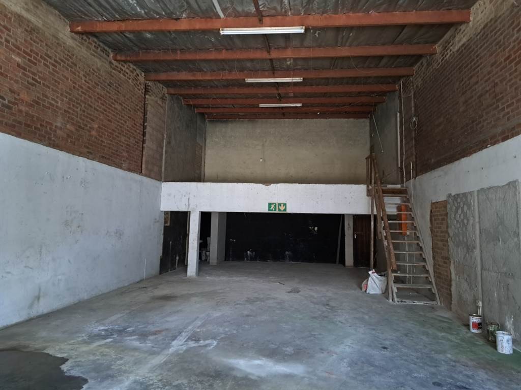 180  m² Industrial space in Asherville photo number 11
