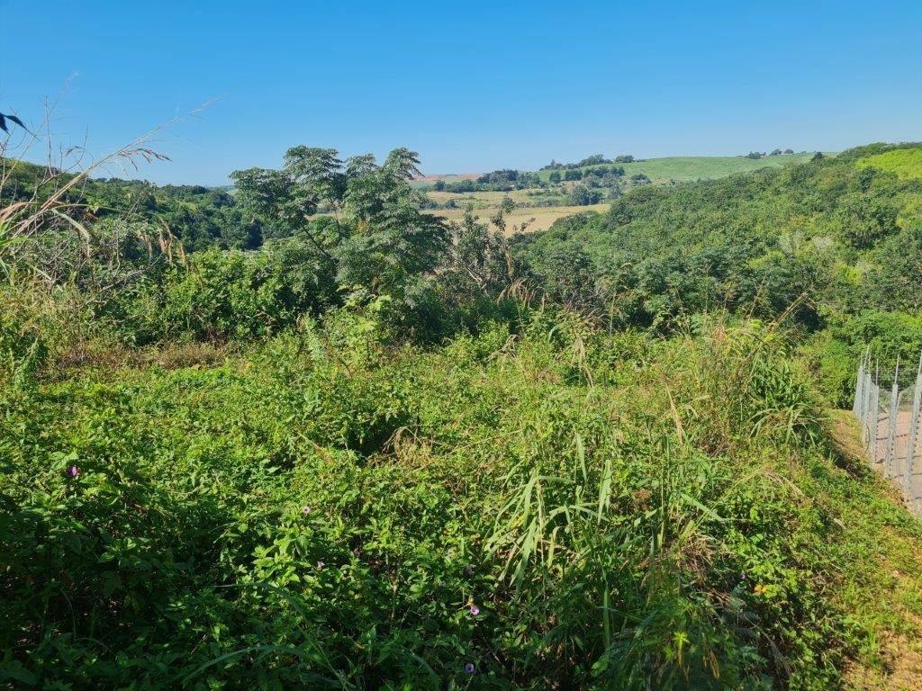 2026 m² Land available in Mount Moreland photo number 4