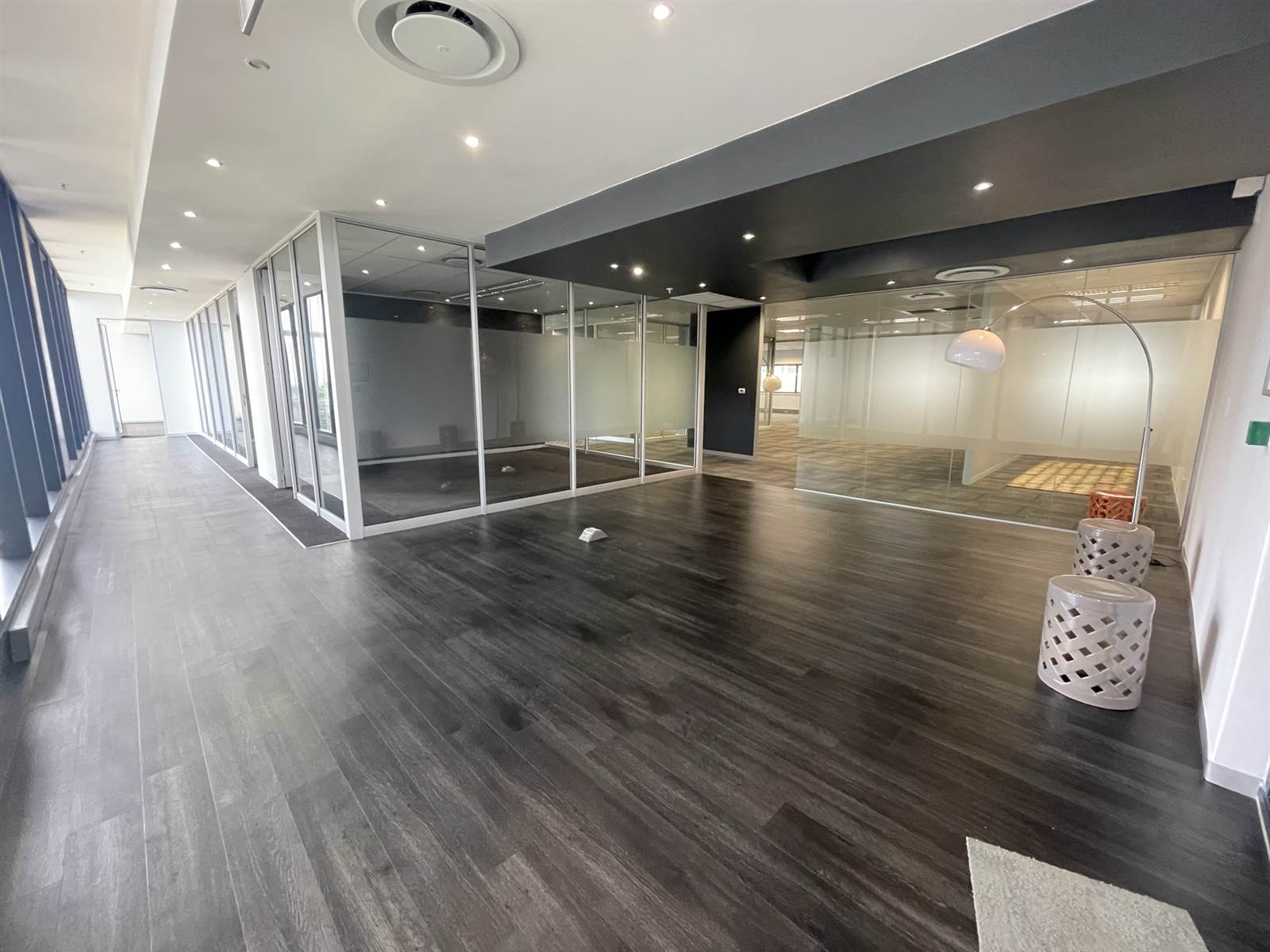 753  m² Commercial space in Rosebank photo number 1