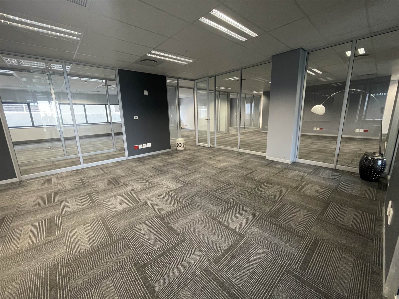 753  m² Commercial space in Rosebank photo number 25