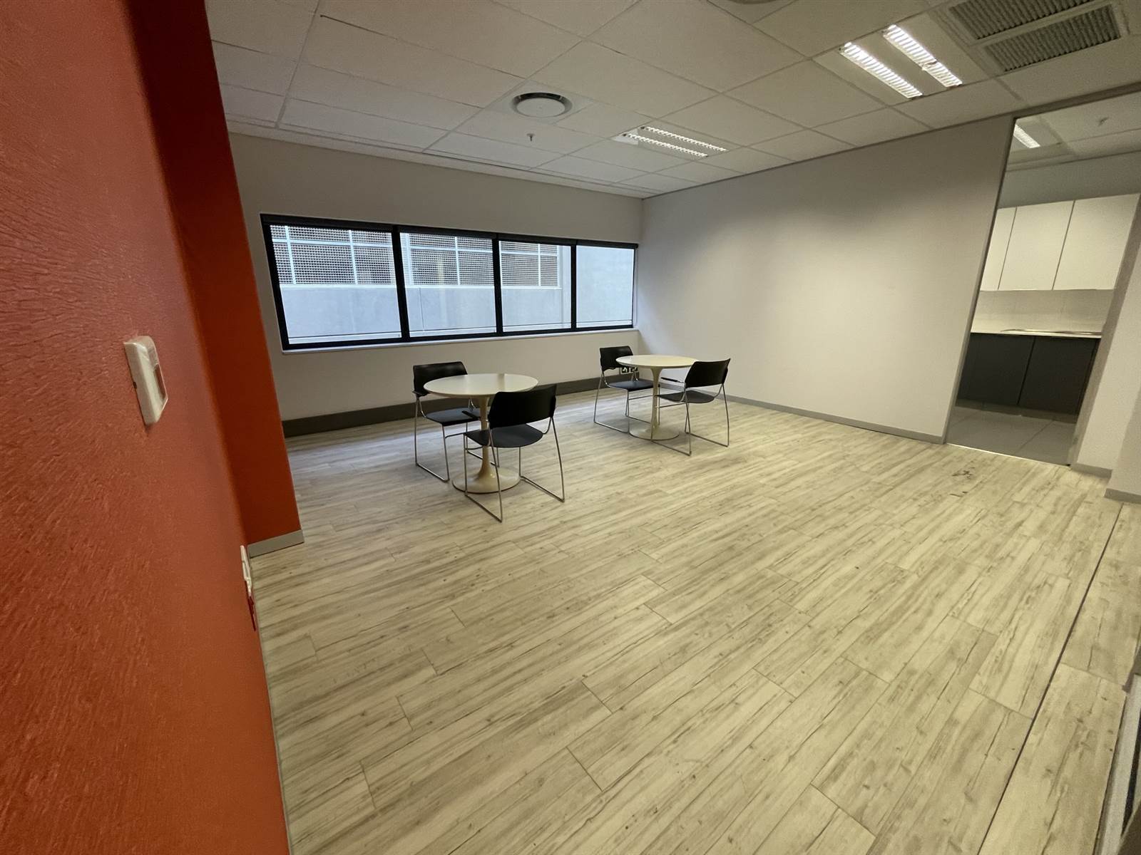 753  m² Commercial space in Rosebank photo number 10