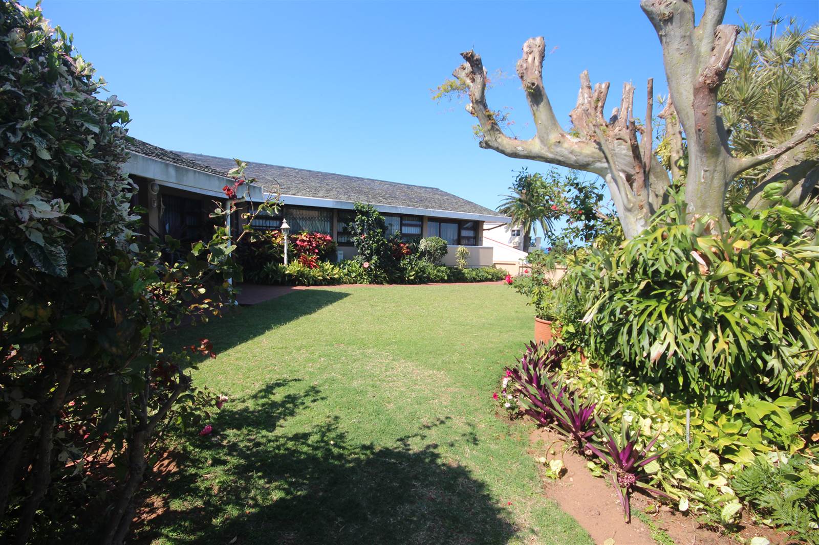 4 Bed House in La Lucia photo number 15